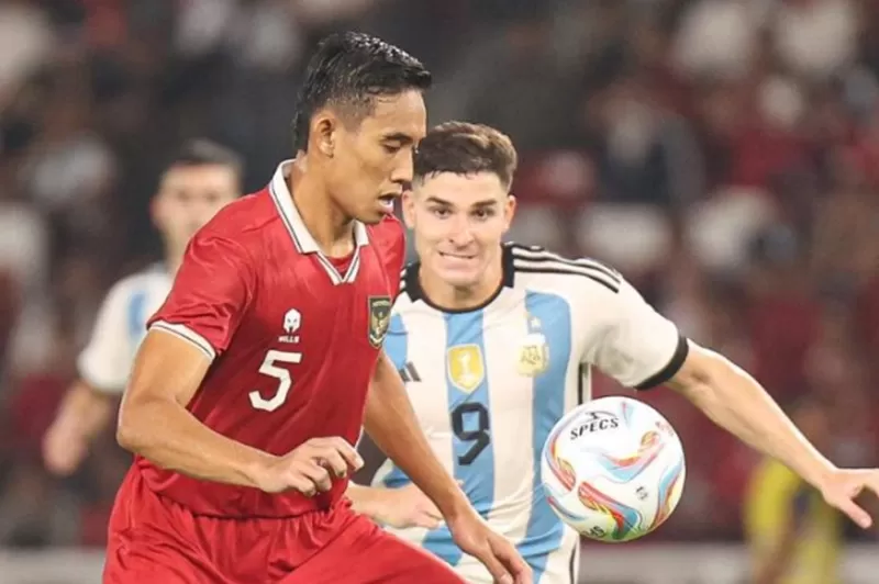 Potret Pemain Timnas Indonesia, Rizky Ridho di laga FIFA Matchday kontra Argentina.  ((Instagram.com/@rizkyridhoramadhan))