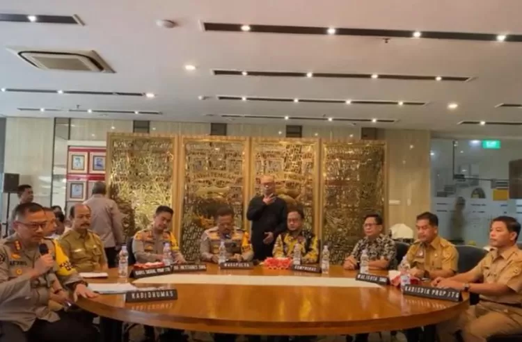 Konferensi Pers Polda Jawa Tengah terkait kasus tawuran dan penembakan di wilayah Kota Semarang, pada Senin (2/12/2024).   ((Dok. Polda Jateng))