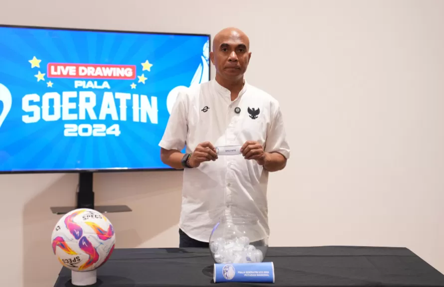 Potret drawing dan pembagian grup turnamen sepak bola Piala Soeratin 2024 dan Piala Pertiwi 2024. (Foto: Dok. PSSI)