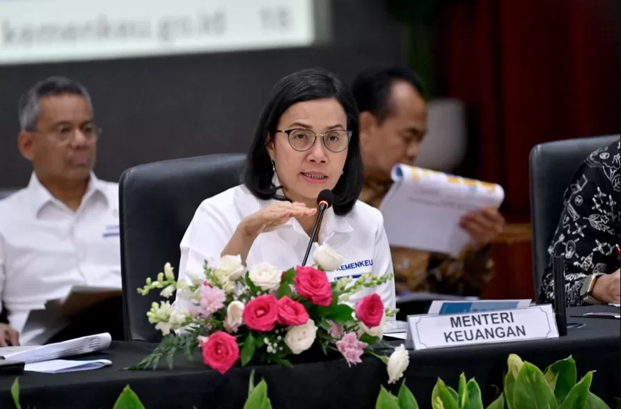 Menteri Keuangan (Menkeu), Sri Mulyani dalam Konferensi Pers Konferensi Pers Paket Kebijakan Ekonomi untuk Kesejahteraan,di Kantor Kemenko Perekonomian, Jakarta, pada Senin (16/12/2024). (Foto: Dok. Kemenkeu)