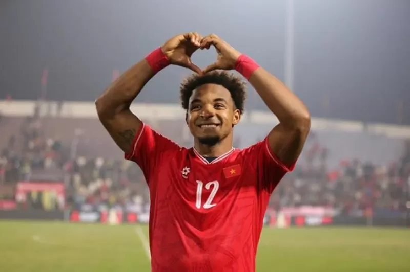 Potret Pemain Timnas Vietnam, Nguyen Xuan Son.  ((Instagram.com/rafaelson_10))