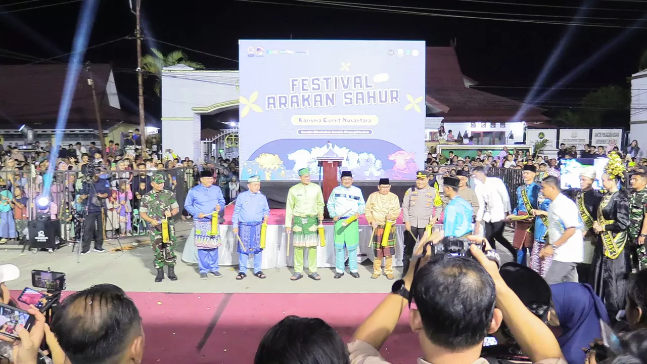 Menparekraf Sandiaga Uno Sebut Festifal Arakan Sahur Tanjabbar