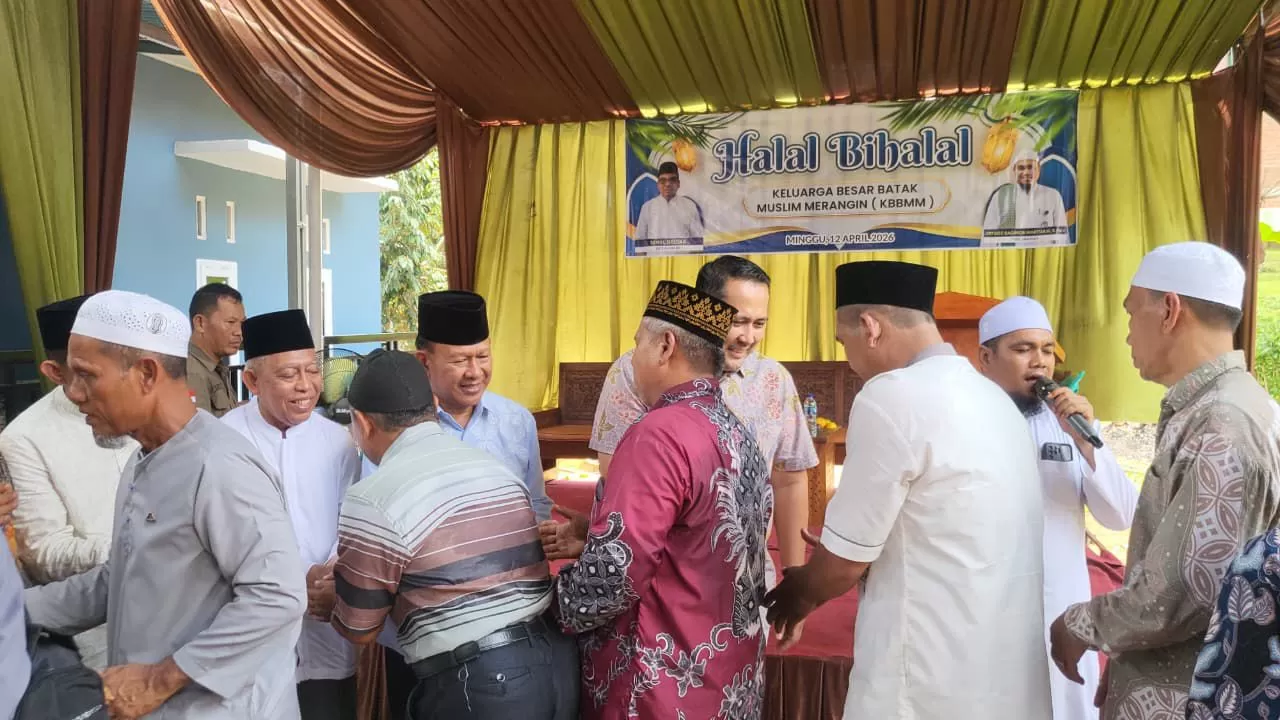 Bupati Merangin didampingi Wabup saat menghadiri halal bihalal KBBM. (Mario Dwi Kurnia/metrojambi.com)