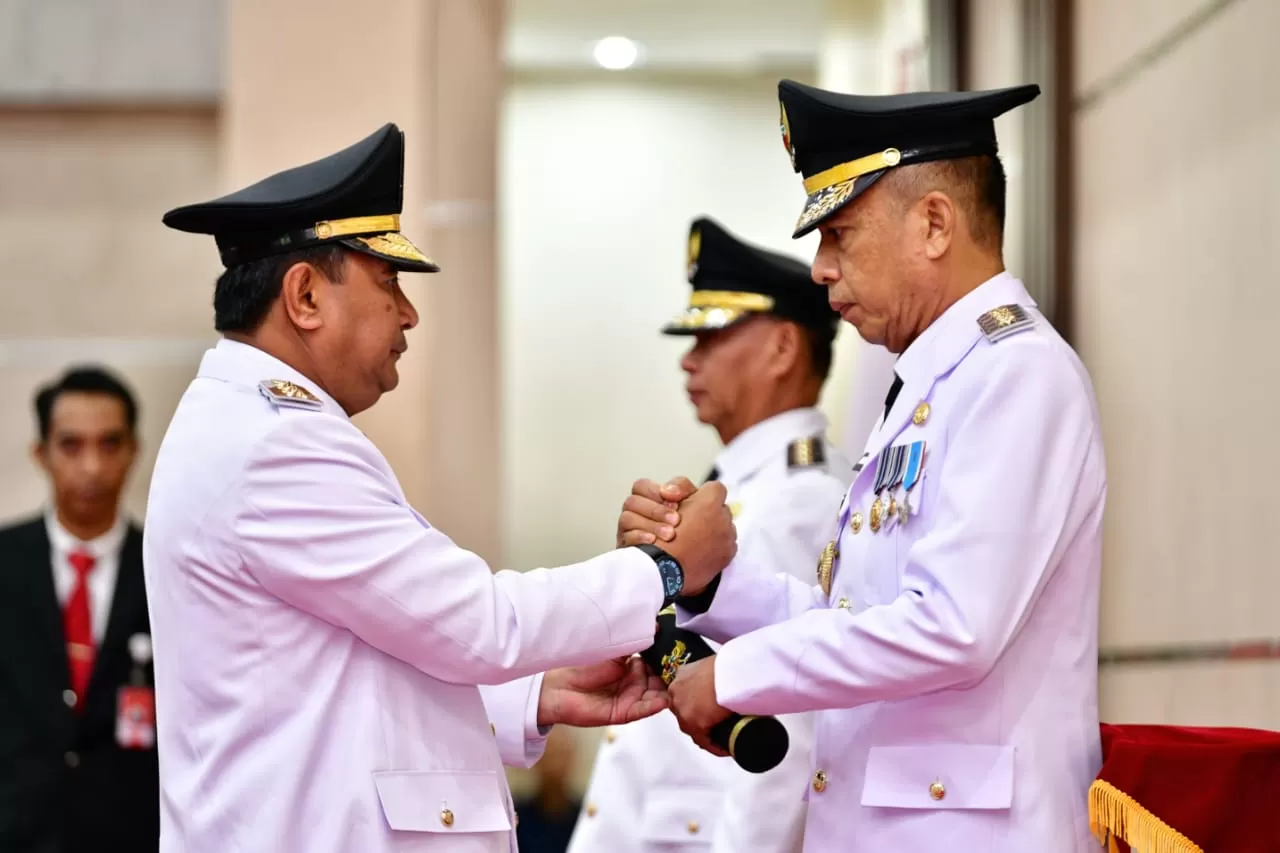 PJ. Gubernur Sulsel Lantik Pj Bupati Enrekang Dan Pj Wali Kota Parepare ...