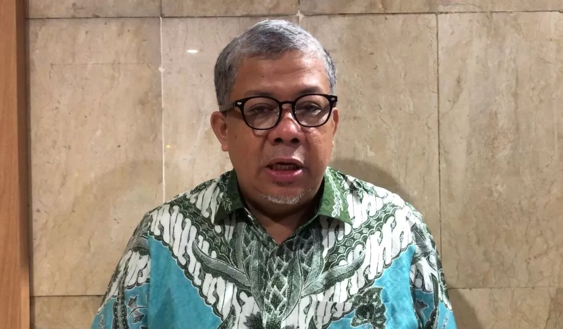 Raih Gelar Doktor, Fahri Hamzah: Misbakhun Pantas Duduki Posisi ...