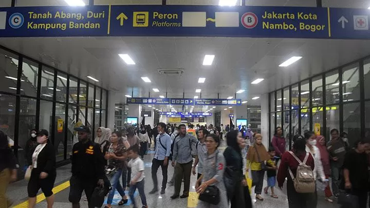 PERHATIAN! Jalur KRL Di Stasiun Manggarai Akan Berubah Mulai Besok, Ini ...