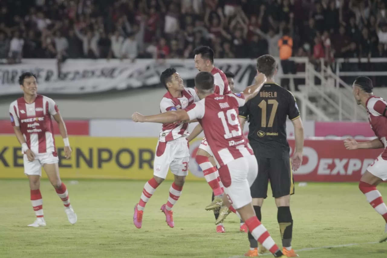 Yalla Shoot Persija Menyaksikan Aksi Tim Kebanggaan Jakarta