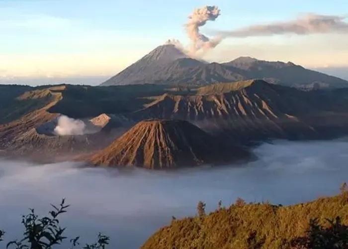 Menyingkap Keindahan Alam Yang Mengagumkan Dan Misteri Gunung Bromo: 5 ...