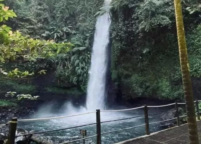 Kisah Urban Legend di Indonesia: Legenda Misteri Curug Sawer, Jejak ...