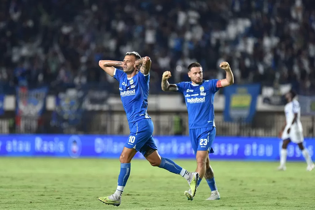 Live Score Hasil Akhir Persib Vs Persija Hujan Kartu Susul Firza Andika Marc Klok Dikartu Merah