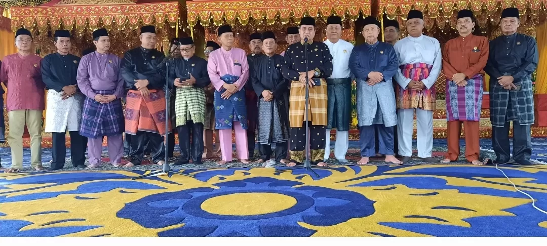Lembaga Adat Rumpun Melayu Se-Sumatera Keluarkan Maklumat Terkait Masyarakat Melayu Rempang Galang, Sabtu (16/9/2023).  (Ali ahmadi/Jambione.com)