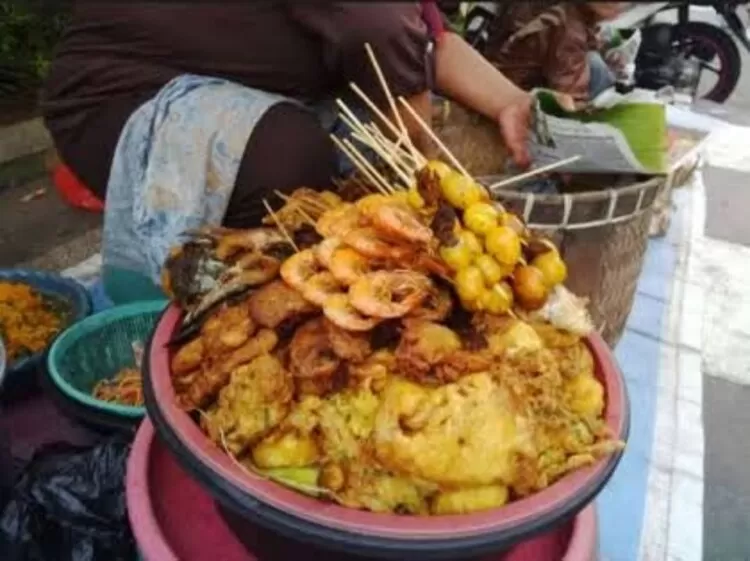 Ini kuliner Lamongan yang wajib kamu coba, salah satunya Sego Boranan. (Tangkap Layar YouTube Dedjoem)