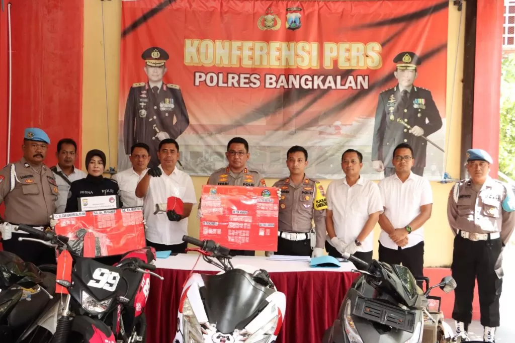 Polres Bangkalan Rilis Hasil Ungkap Kasus Juli 2024: Puluhan Tersangka Ditangkap, 5 DPO Masih Buron (Polres Bangkalan)