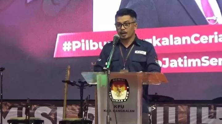 Ketua Komisi Pemilihan Umum (KPU) Kabupaten Bangkalan, Elmi Abbas, mengatakan, deklarasi kampanye damai yang dihadiri oleh berbagai elemen masyarakat ini diharapkan menjadi tonggak tegaknya demokrasi 