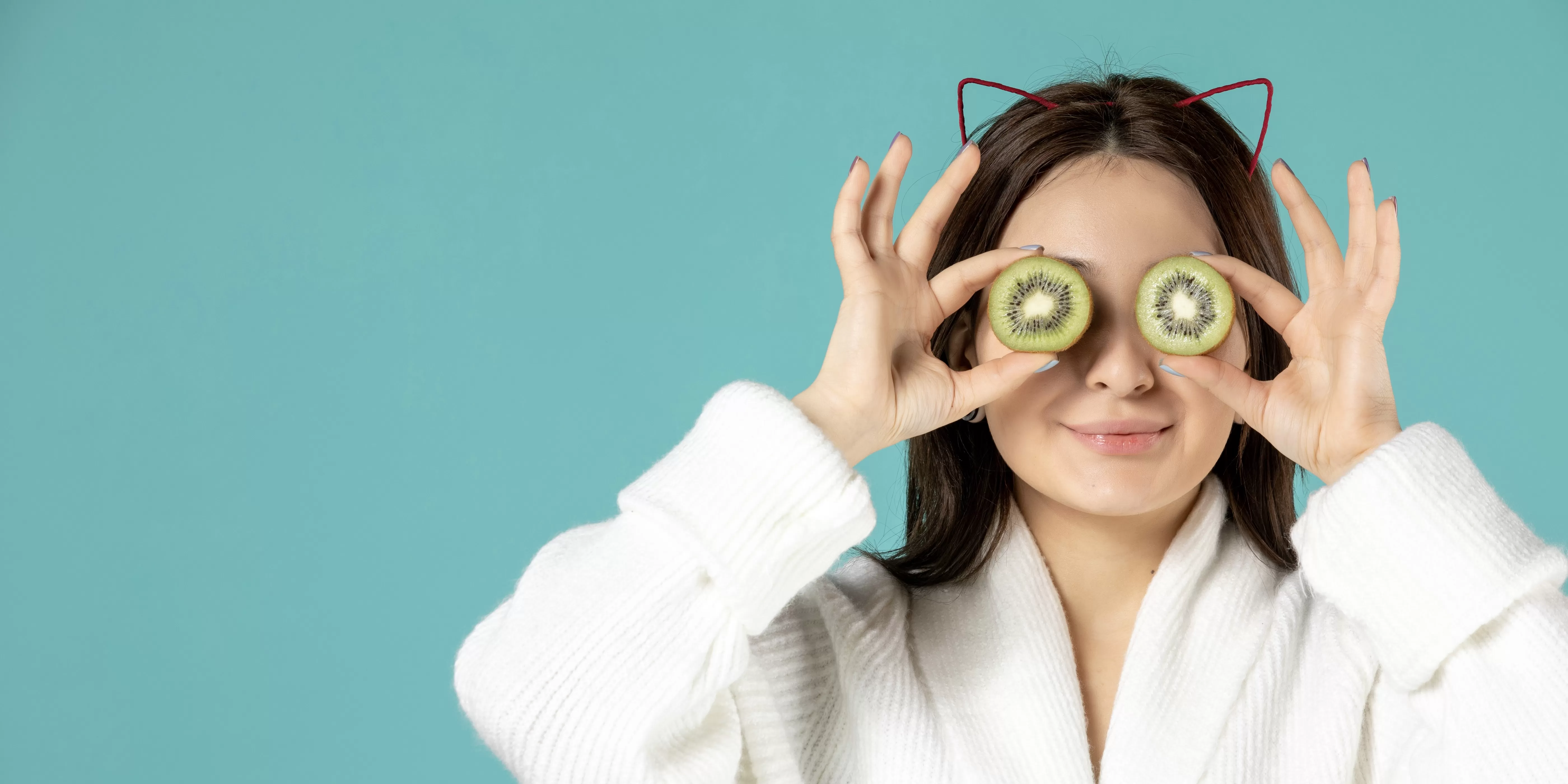 Mengenal Skincare Vegan untuk kulit sensitif (freepik/KamranAydinov)