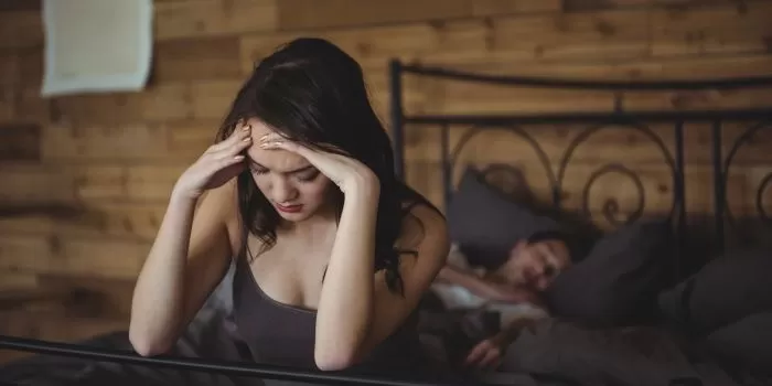 Ilustrasi Wanita Berselingkuh (Freepik/wavebreakmedia_micro)