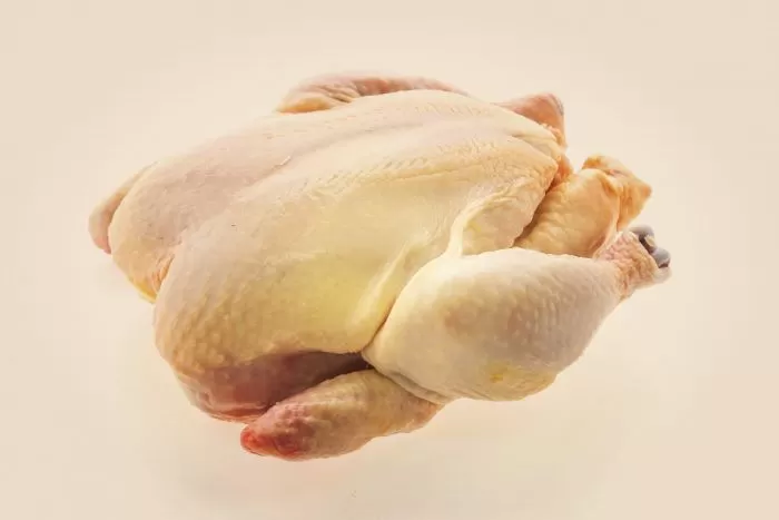 Kandungan gizi daging ayam di masing-masing bagiannya  (Freepik.com/mrsiraphol)