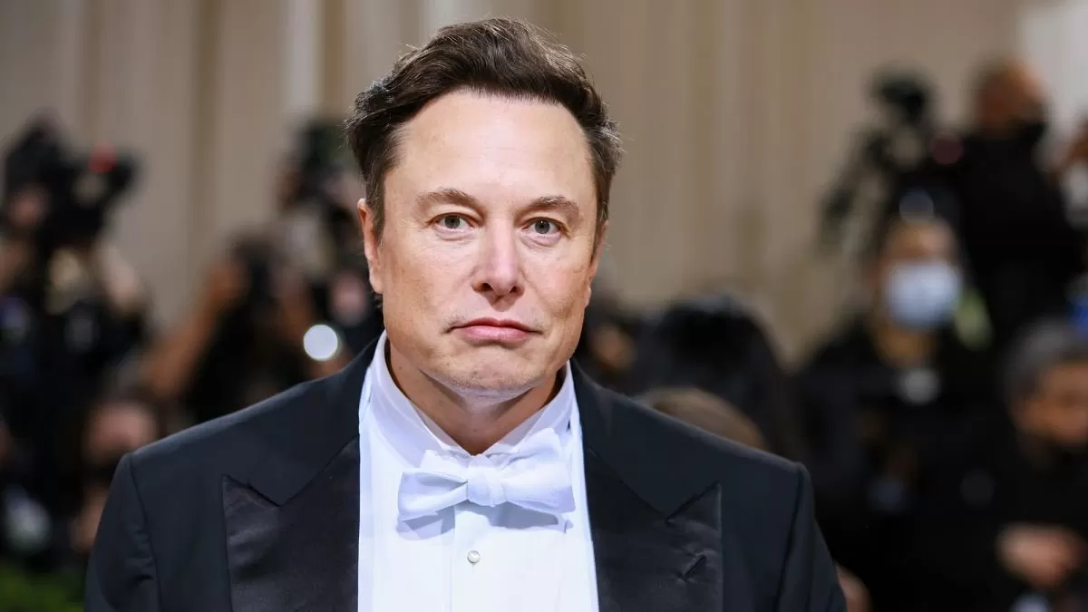 Kisah Hidup Elon Musk Akan Diadaptasi Menjadi Film - Lombok Post