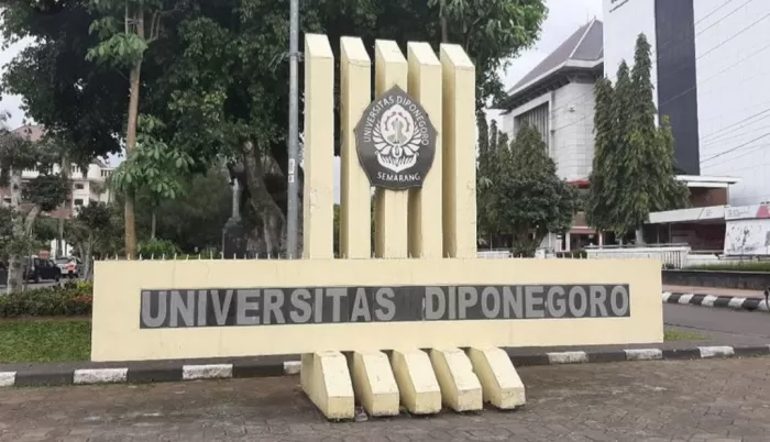 Bingung Mau Kuliah Dimana? Cek Daftar 25 Universitas Terbaik Di Jawa ...