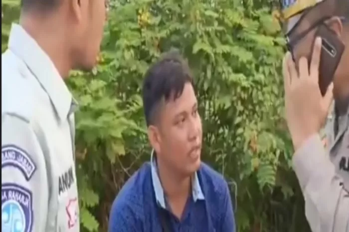 Sopir Bus Handoyo yang alami kecelakaan tunggal di Exit Tol Cipali, catatan sejarah laka lantas (Tangkapan layar video TikTok @jade_naibaho)