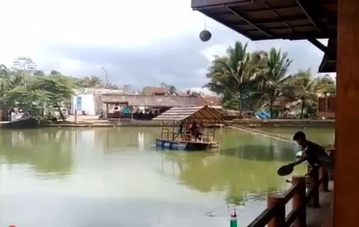 Destinasi wisata Danau Lemona, intragameble (Tangkap layar/ Youtube Itripid)