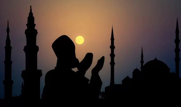 Seluruh umat muslim di dunia saat ramadan tiba ingin bertemu dengan malam lailatul qodar (Pixbay)