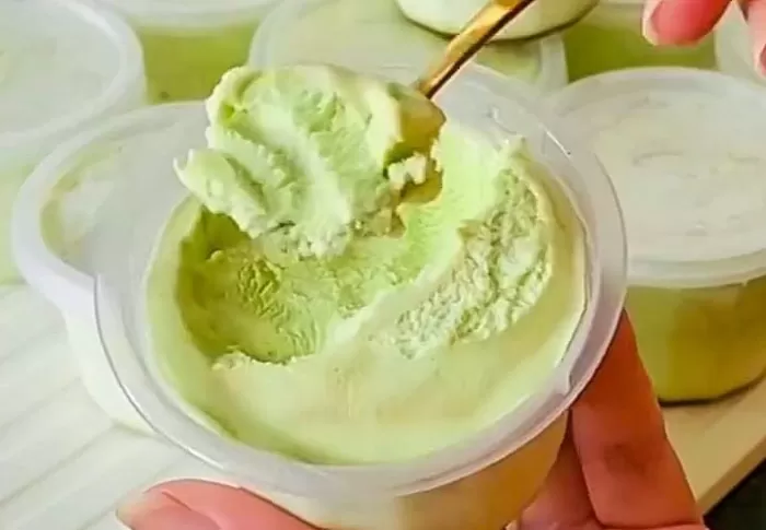 Es krim klepon pas dinikmati bersana keluarga di Hari Idul fitri (instagram @resepkue97)