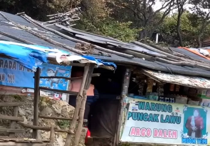Warung mbok yem puncak Lawu (Istimewa)
