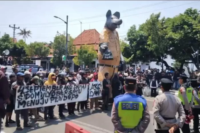 Aliansi Masyarakat Pemalang aalurkan aspirasi ke Bupati (Dok/Vimanews.id)