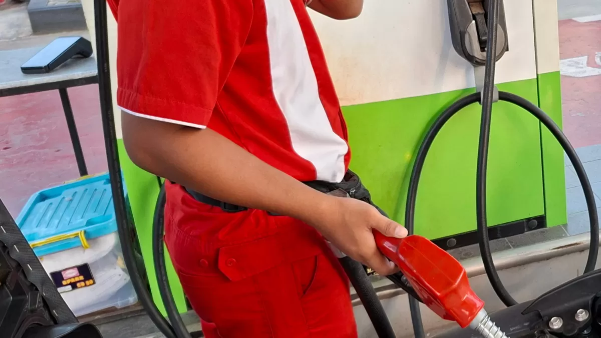 Harga BBM Non Subsidi PertamaxTurbo naik bersama Pertamina Dex dan Dexlite (Dok/Vimanews.id)