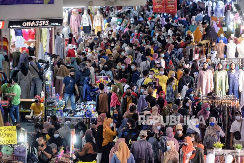 Kenapa Pasar Tanah Abang Sepi Pengunjung ? Ini Pendapat Pakar UI ...