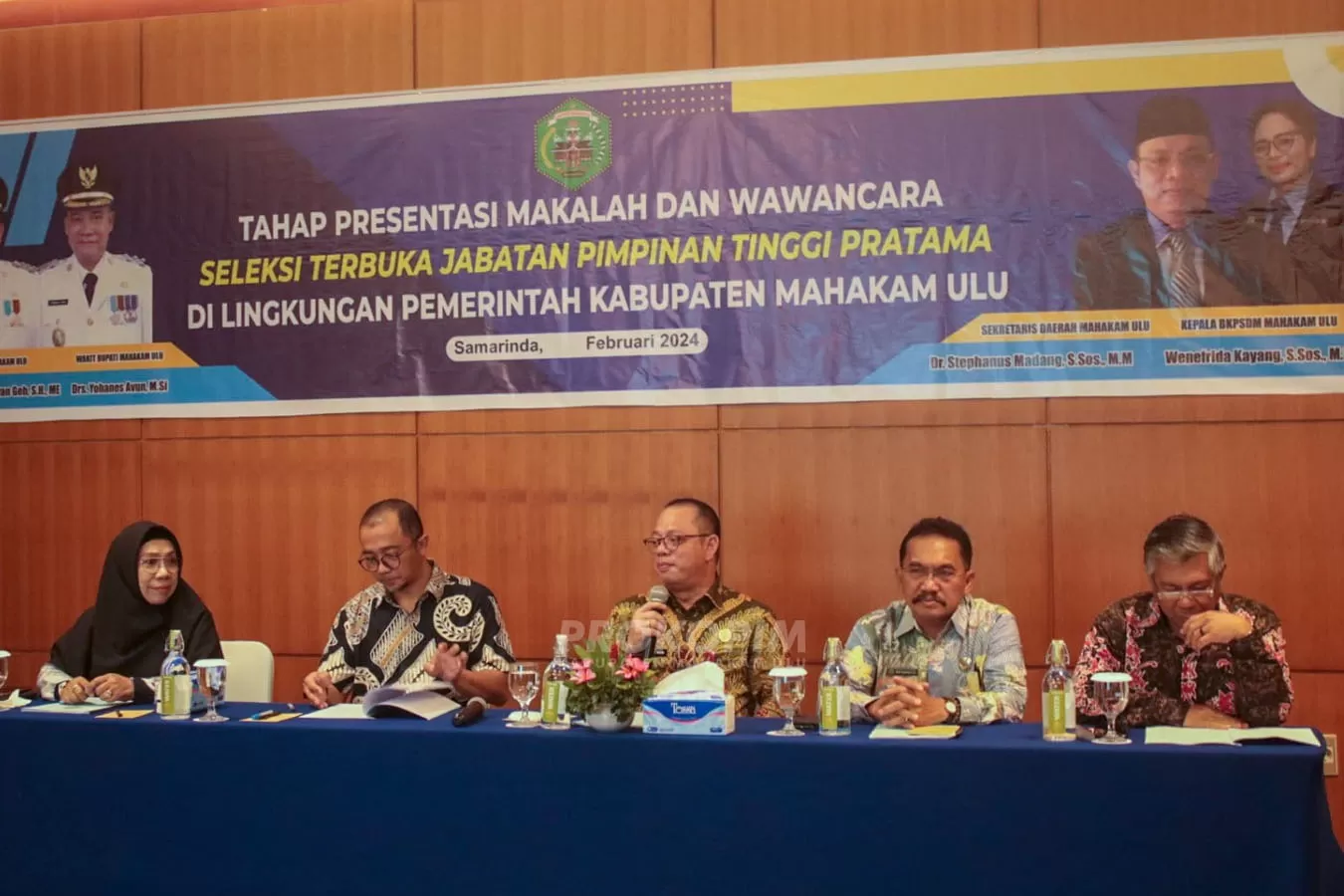 SELEKSI: Sekkab Stephanus Madang memberikan sambutan dalam sesi gelar selter di Hotel Bumi Senyiur, Rabu (7/2).&nbsp;PROKOPIM  