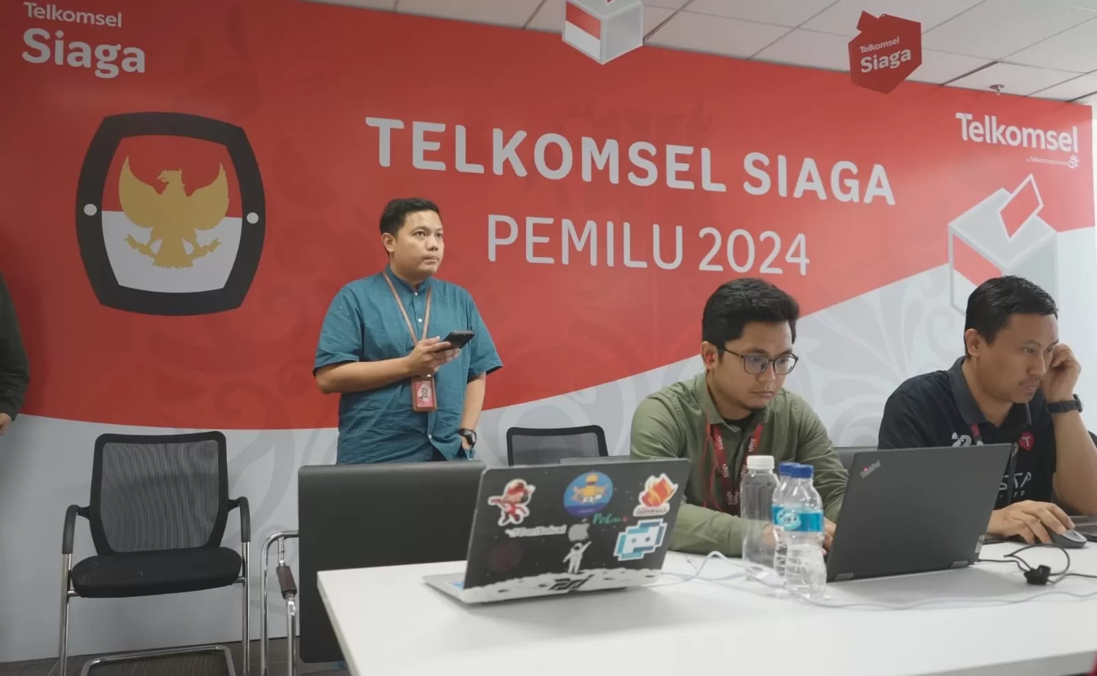 JARINGAN: Telkomsel telah memastikan kesiapan infrastruktur guna menjaga kenyamanan akses komunikasi di seluruh Indonesia selama proses pemilu 2024 berlangsung. (Istimewa)
