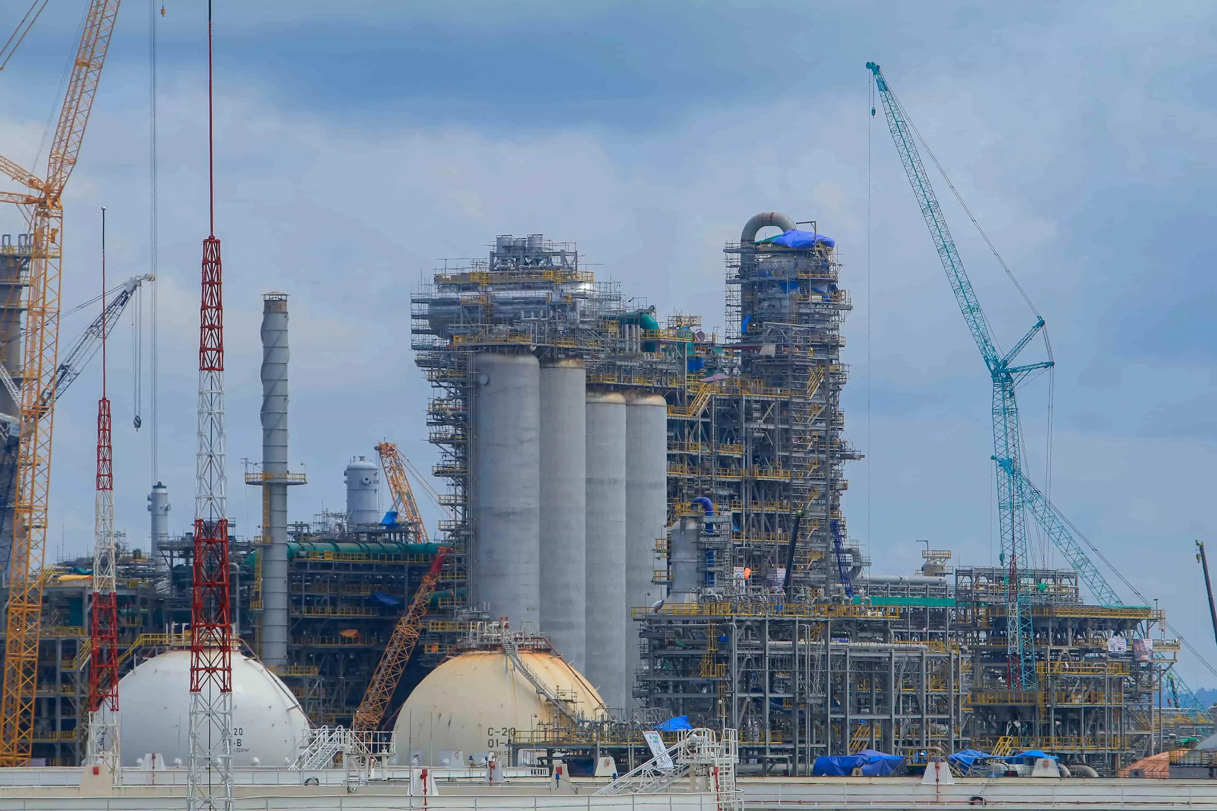 DAMPAK POSITIF: Total tenaga kerja yang terserap untuk penanaman modal dalam negeri di Kaltim sebanyak 37.022 orang, terdiri dari tenaga kerja Indonesia 36.977 orang dan tenaga kerja asing 45 orang. 