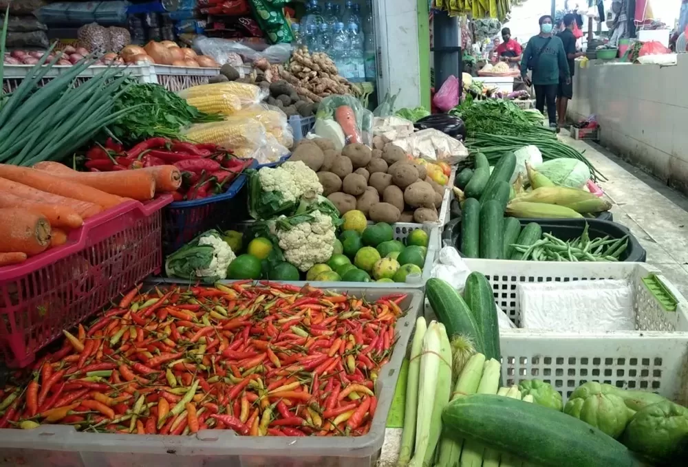 ILUSTRASI: Kebutuhan pokok di pasar. 