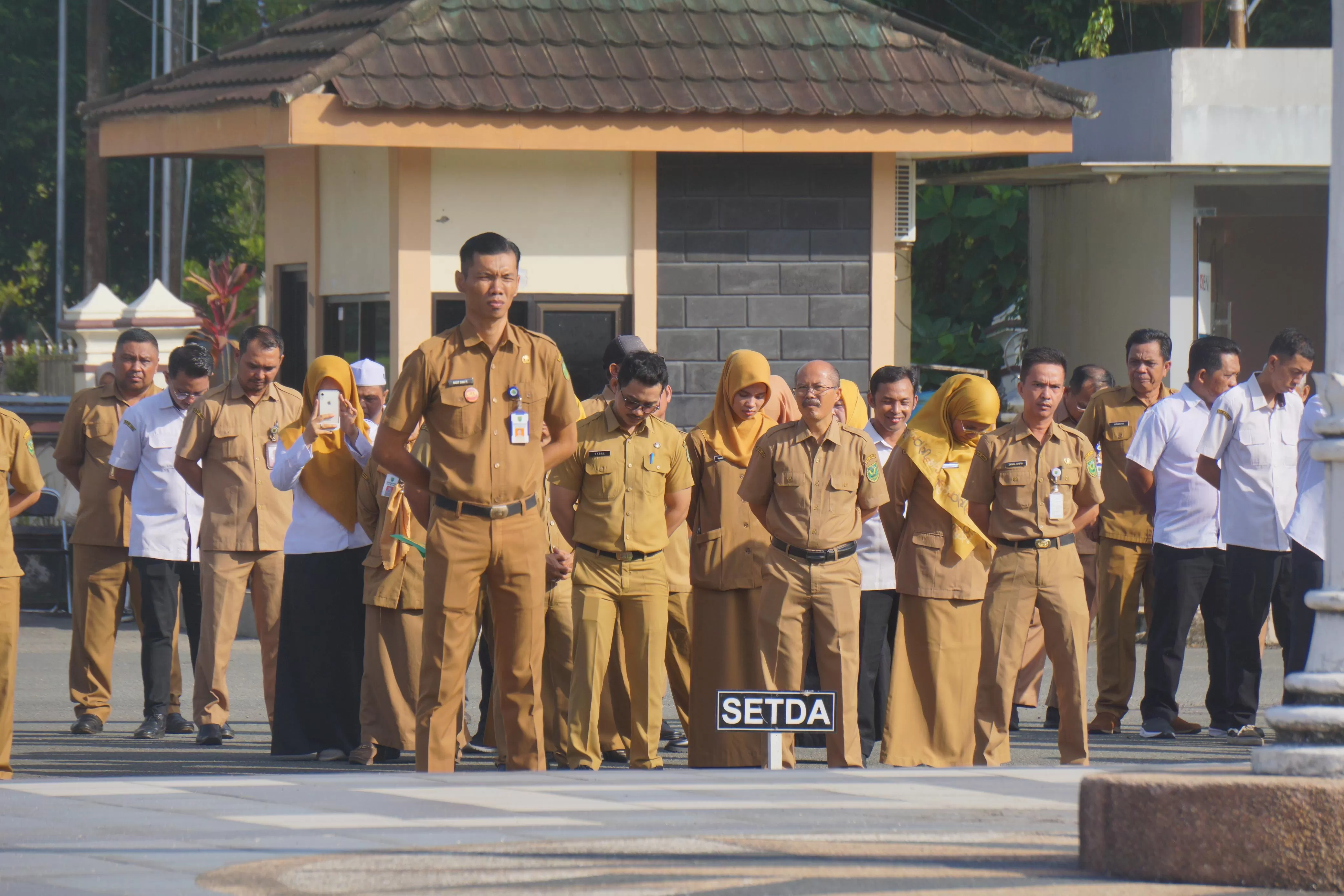 DIUNDUR: Perekrutan CPNS masih menunggu proses validasi formasi dari Kemenpan-RB RI.  (Izza/BP)