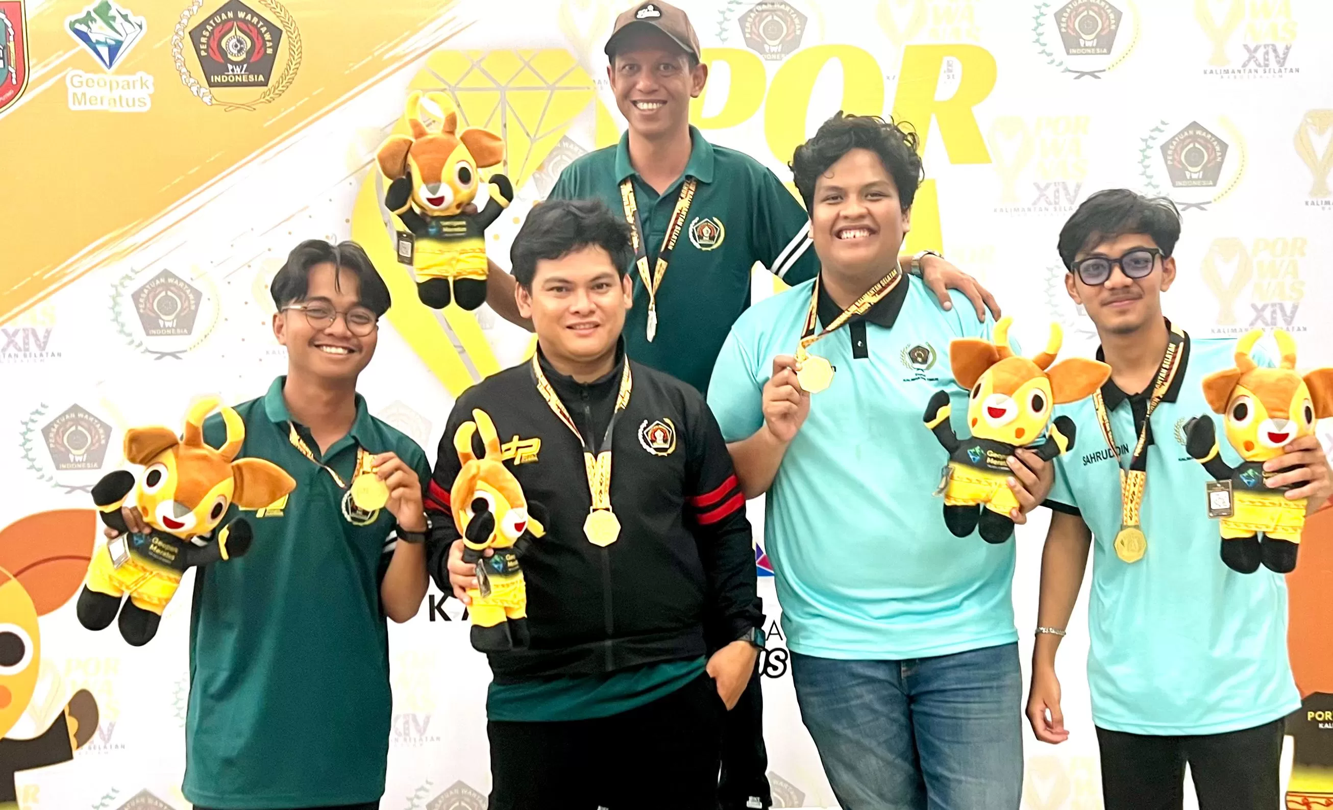 LUAR BIASA: Tim Esport PWI Kaltim sumbangkan empat medali di Porwanas Kalsel, Sabtu (24/8/2024). (ISTIMEWA)