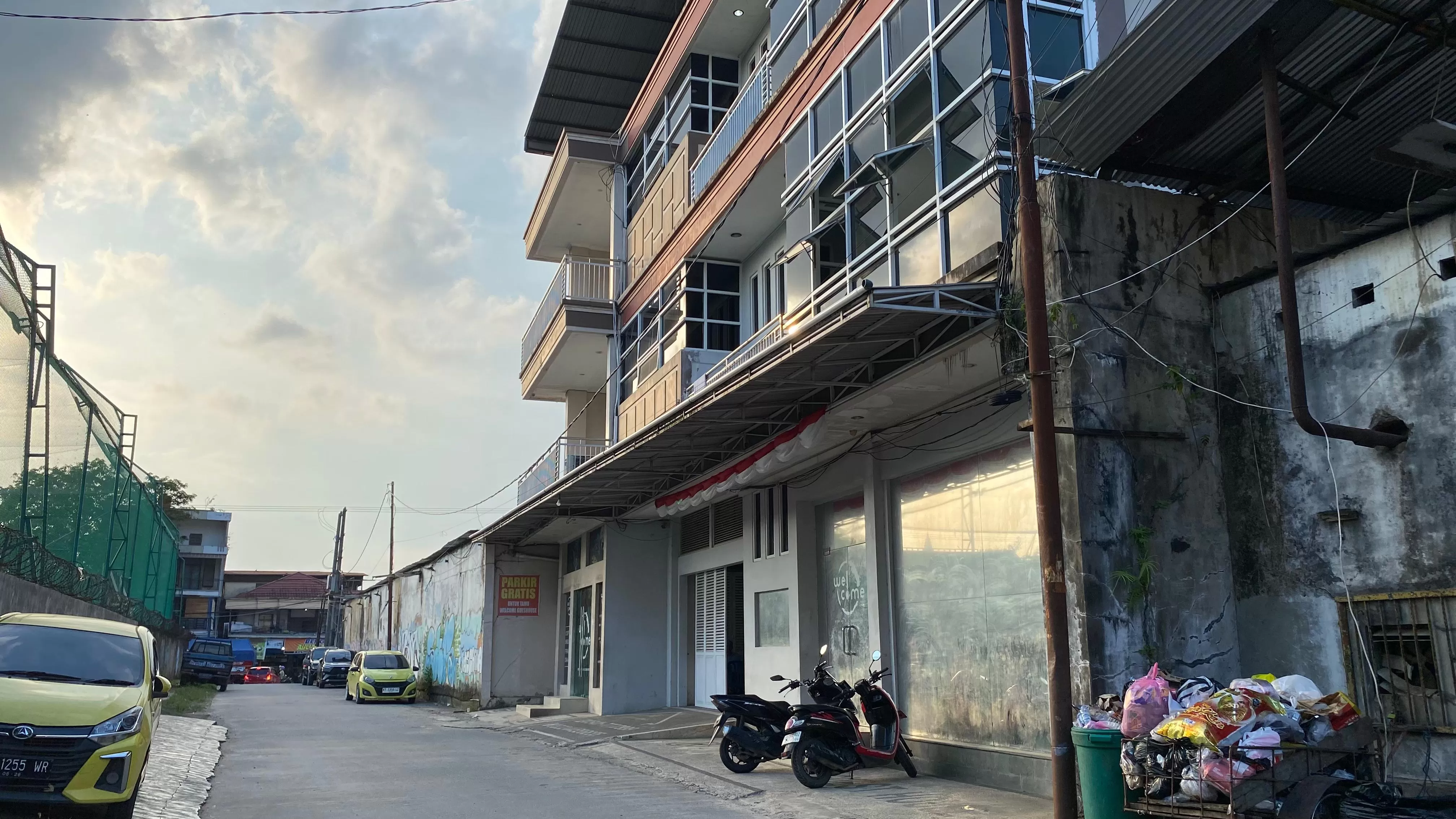 HARUS DICEK: Guest House Welcome yang mejadi lokasi tewasnya seorang remaja pada Senin (28/10) lalu diminta untuk dievaluasi bahkan perizinannya untuk dicabut.  