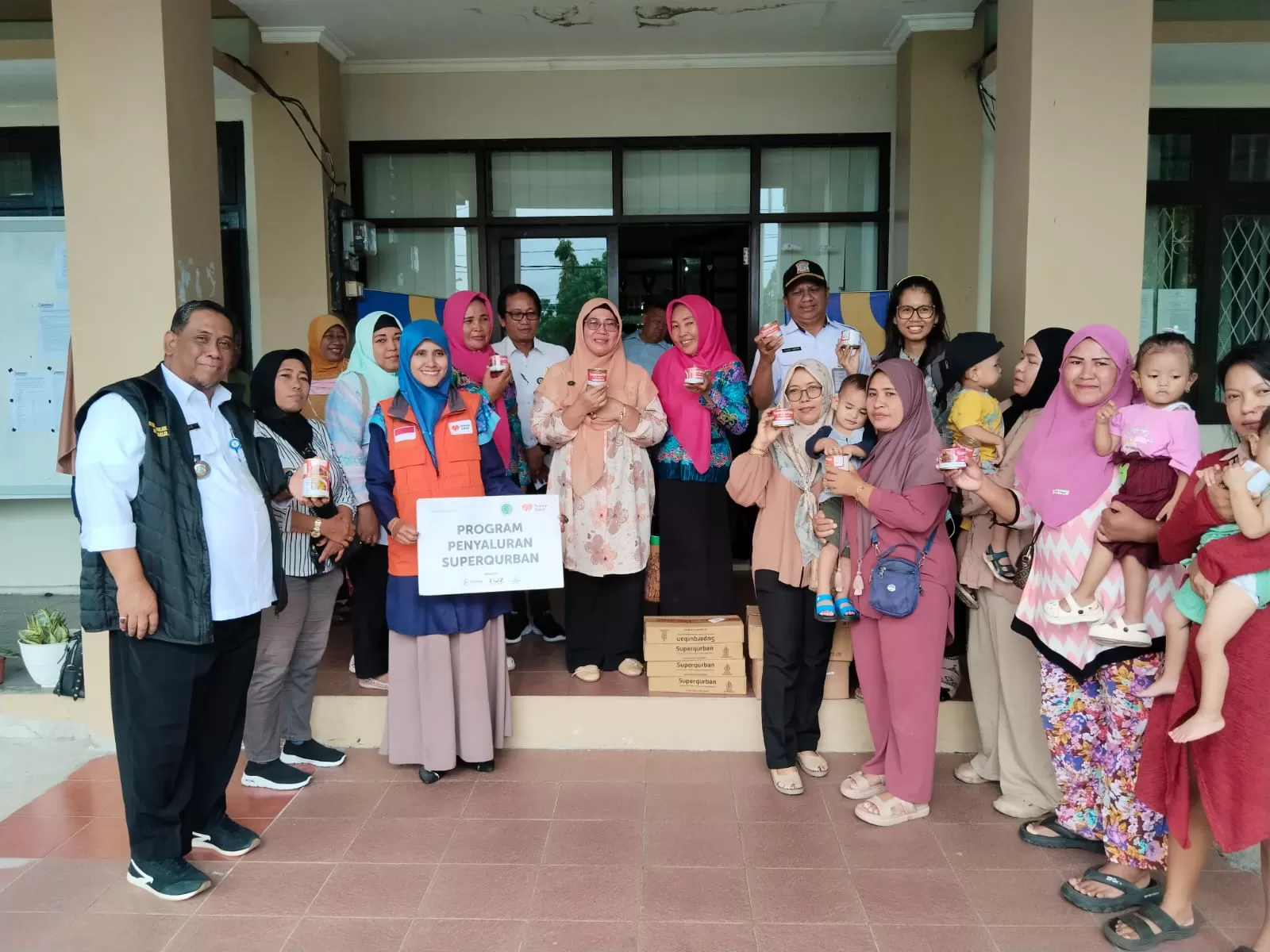   PEDULI: Sebanyak 50 paket Superqurban disalurkan untuk balita yang terindikasi stunting di Kelurahan Baru Ulu, Balikpapan Barat.    (ISTIMEWA)