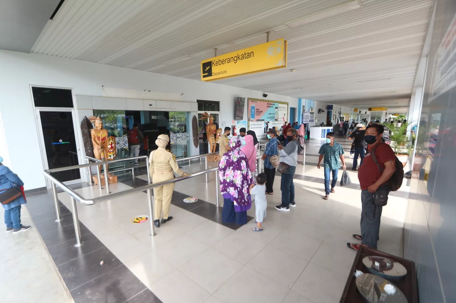 TIKET: Penurunan harga tiket pesawat akan berlaku pada 19 Desember 2024. Suasana Bandara Kalimarau, Berau.   (ARTA KUSUMA YUNANDA)