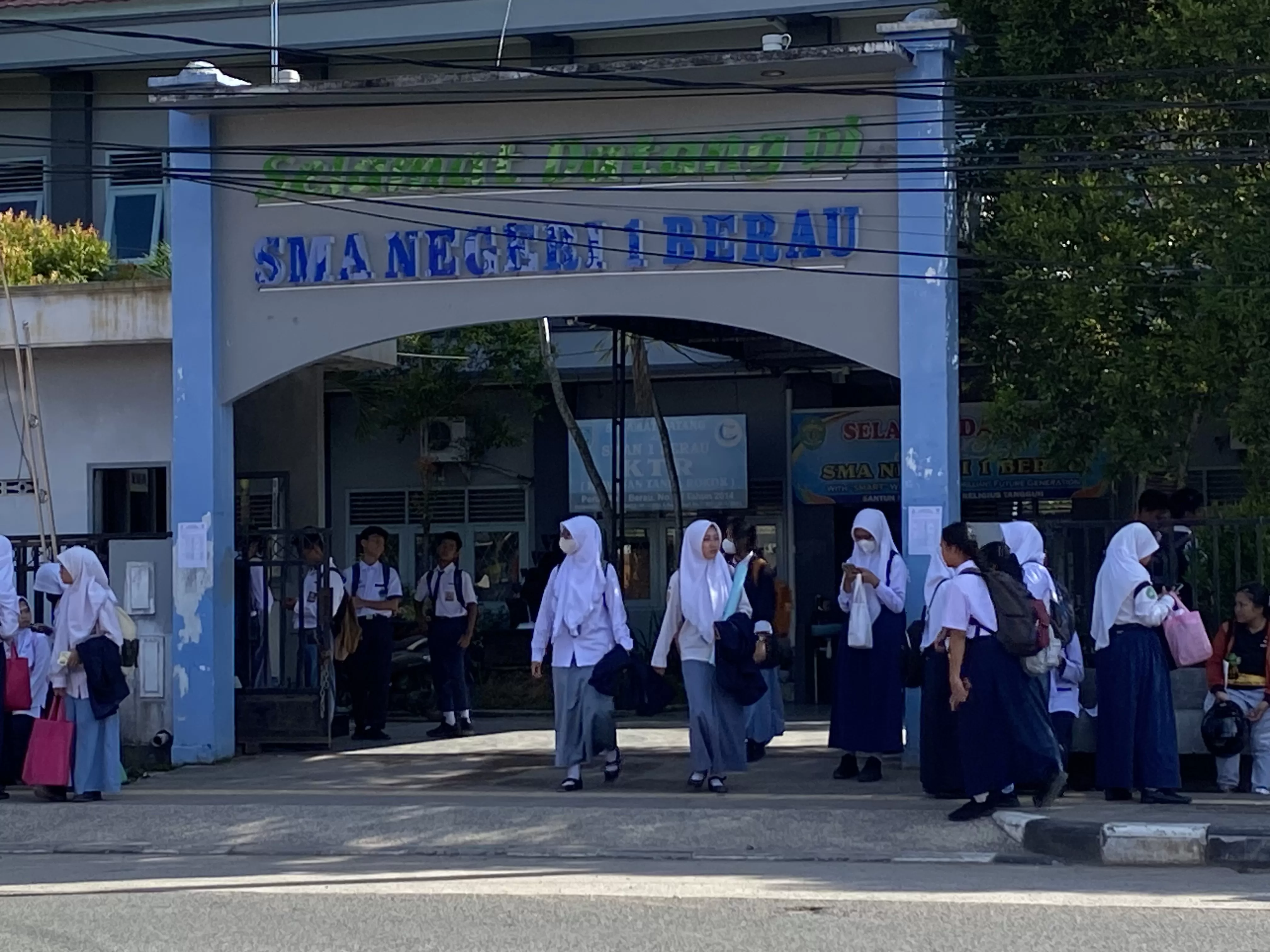 CARI SOLUSI: Pemkab Berau segera mengajukan kerja sama dengan BPD Kaltimtara terkait kebutuhan rekening bagi penerima Beasiswa Berau Cerdas.   (ILUSTRASI/BERAU POST)