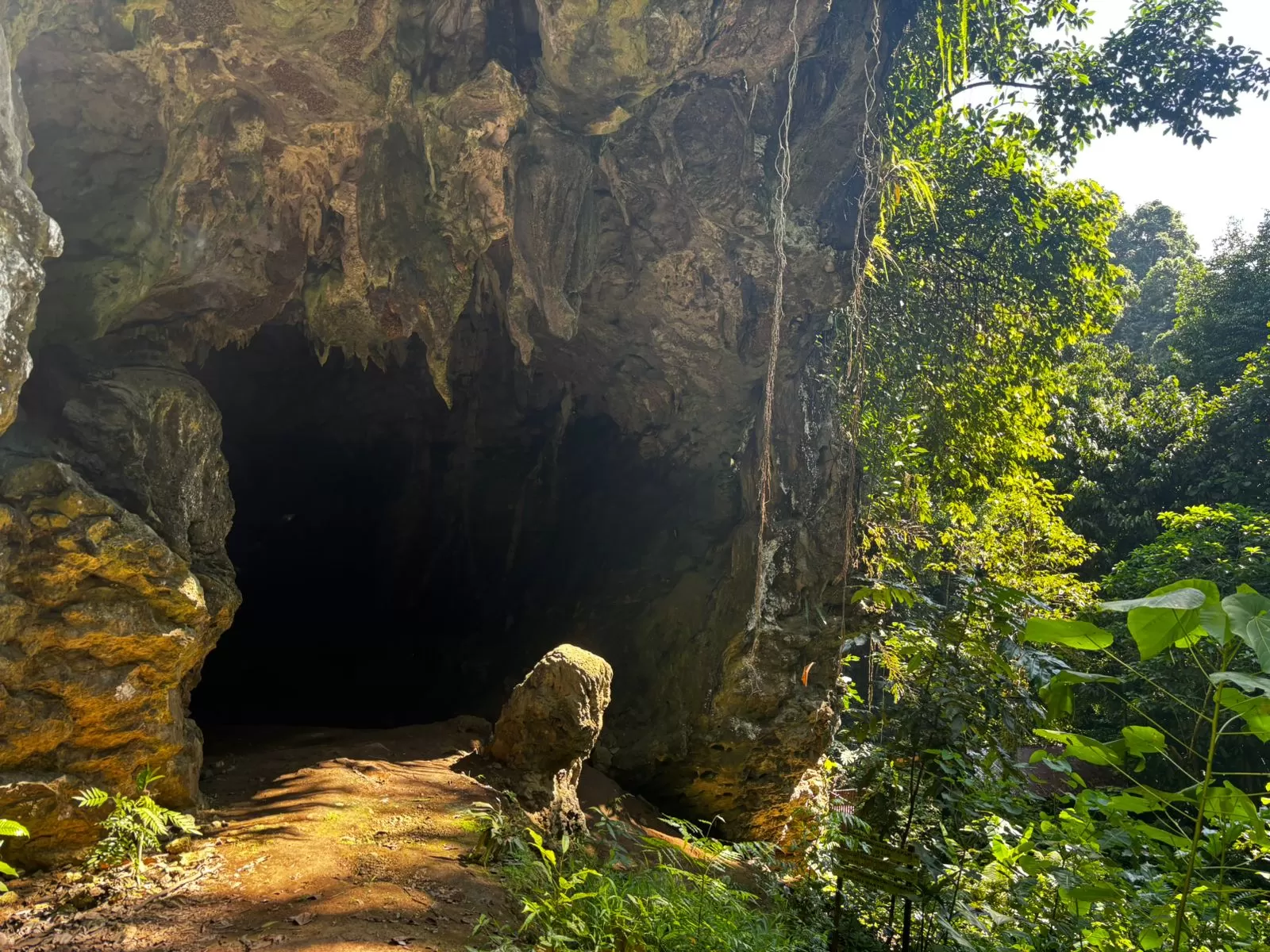 Goa Binuang di Desa Sanggulan, Kecamatan Sebulu (Istimewa)  