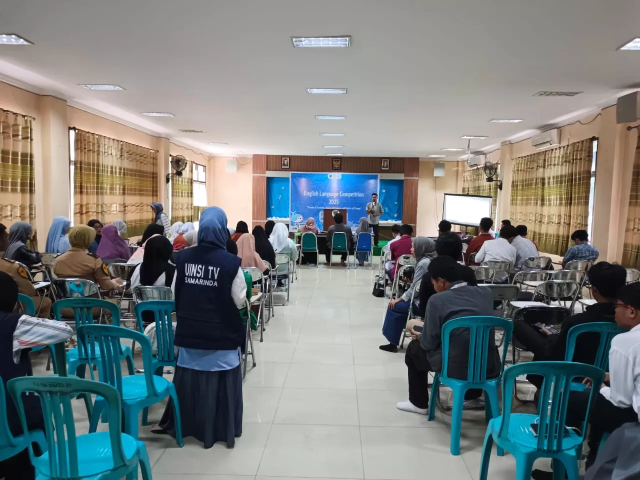 Suasana English Language Competition 2025 UINSI Samarinda.