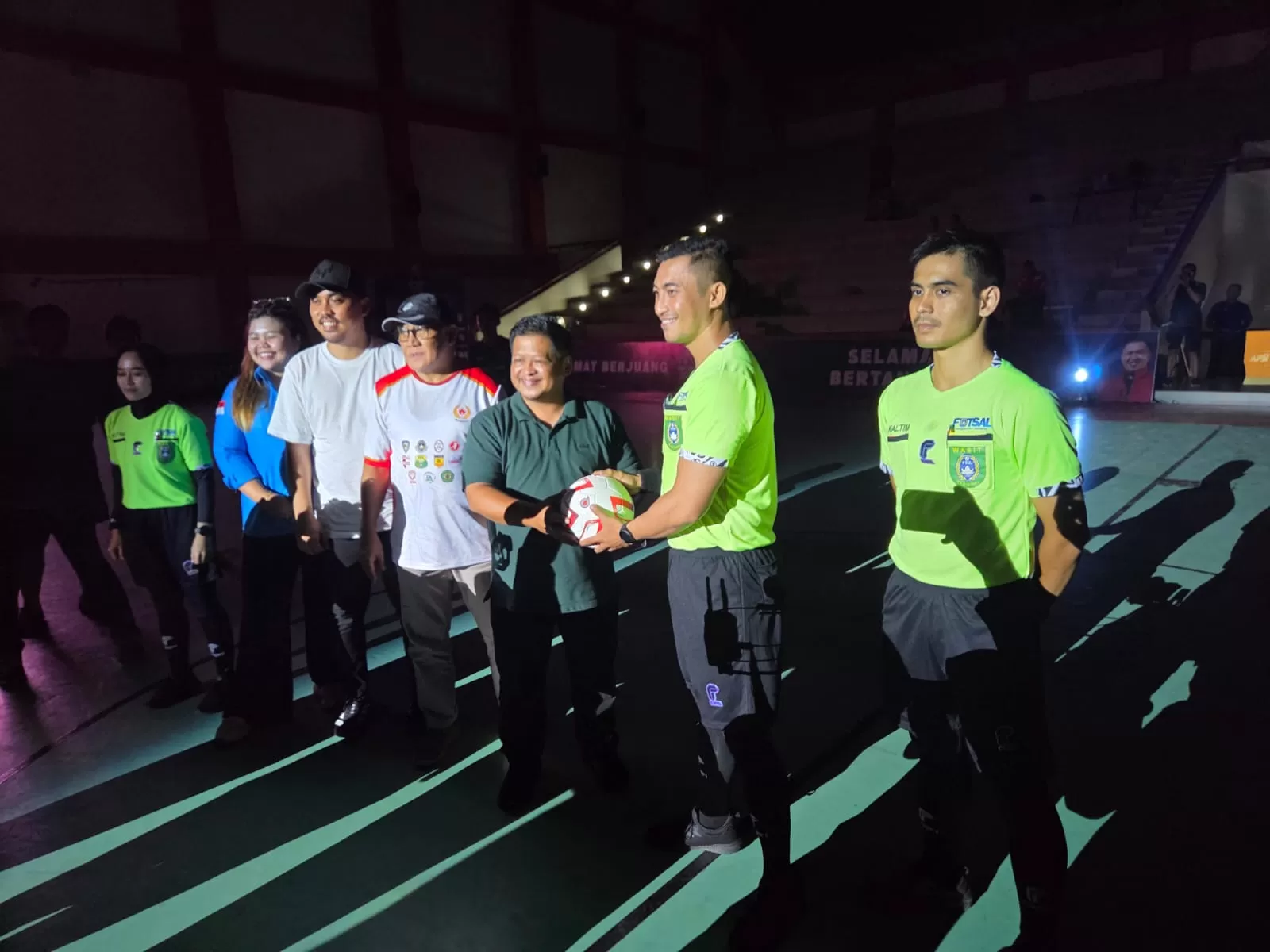 Pembukaan Turnamen Futsal KNPI Cup 2025 (Elmo/Prokal.co)  