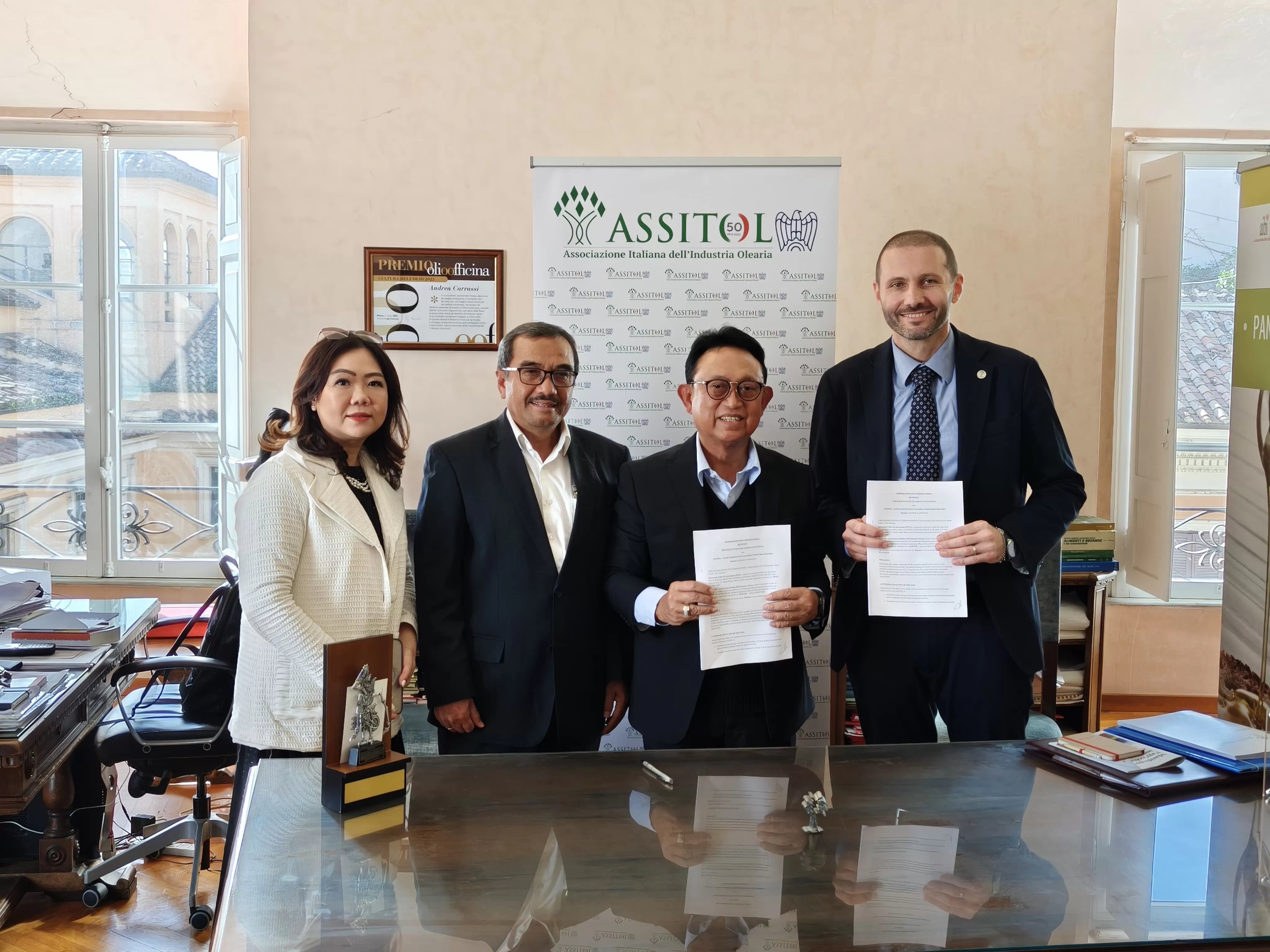 KERJA SAMA: GAPKI menandatangani enam MoU dengan organisasi mitra selama sepekan di AS dan Eropa. (ISTIMEWA)