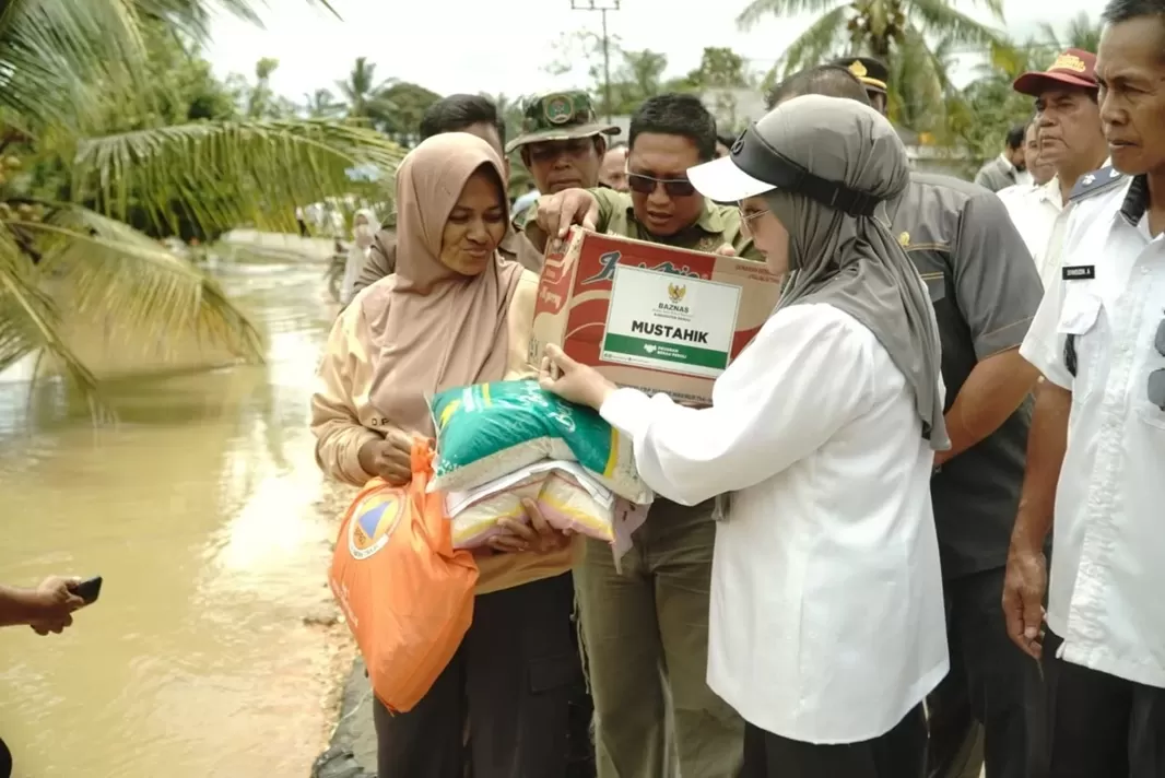 Bupati desak Dinsos Berau segera salurkan bantuan mengingat tahun anggaran yang sudah hampir selesai.