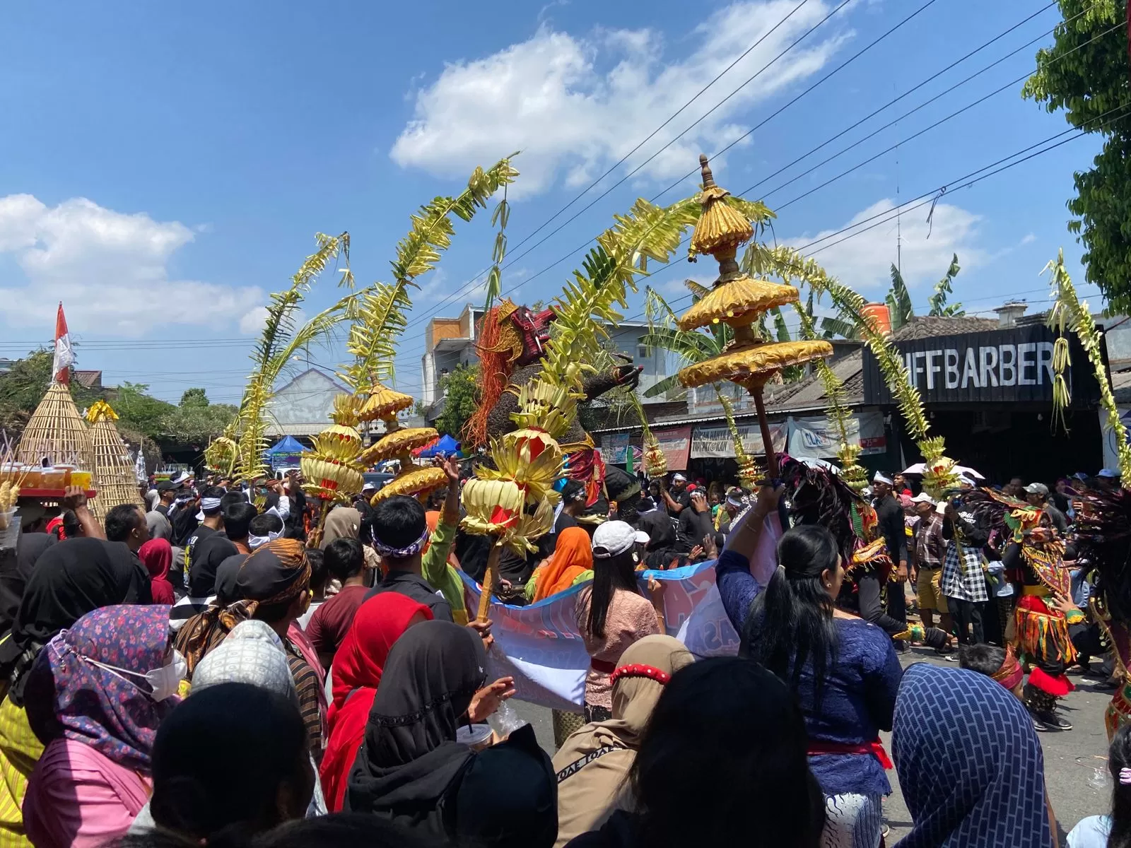 Kirab Budaya Memperingati Hari Jadi Ke-343 Kartasura Berlangsung Meriah ...