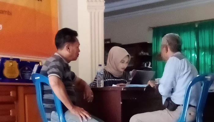 Kejanggalan Pemilu 2024 Muncul di Jambi Timur, Helmi CS Lapor ke Bawaslu (Gema Lantang )