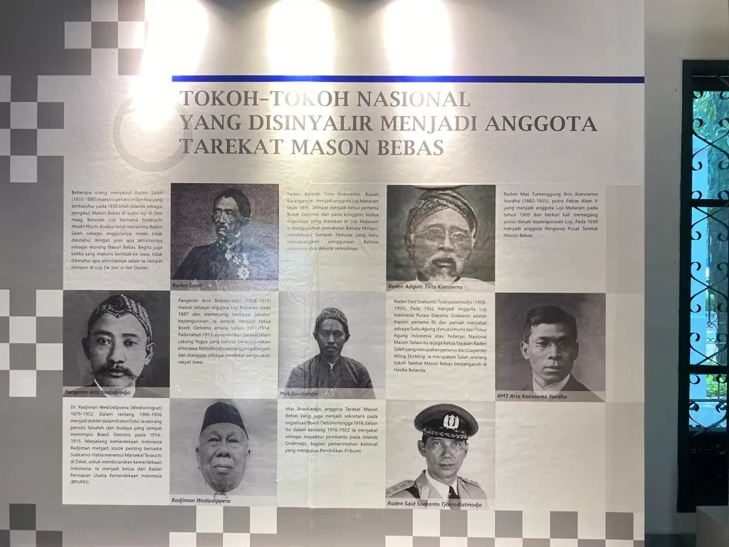 Pameran Mason Bebas di Museum Prasasti. (Pande / Rinus Muntu)