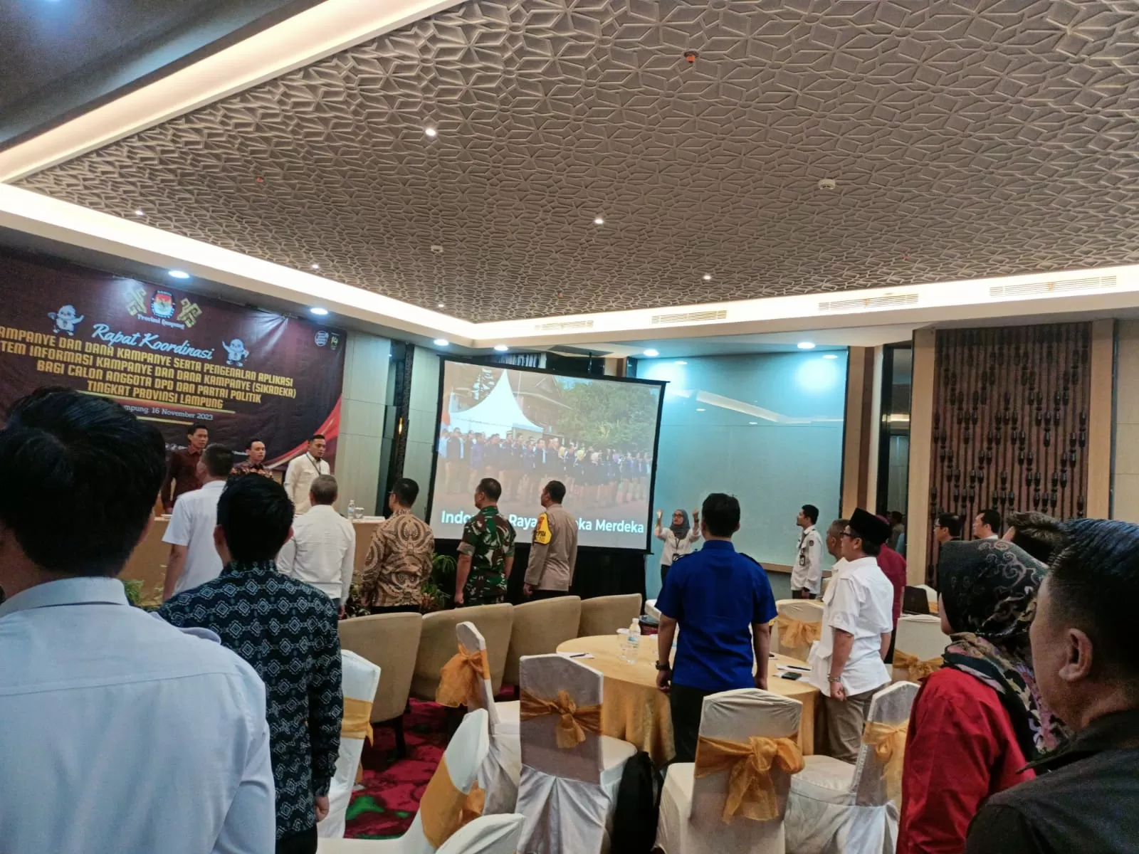 Rapat Sosialisasi Aplikasi Kampanye bersama KPU. (Humas Polda Lampung)